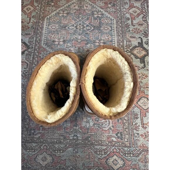 Women's UGG Women's Classic Tall Boot SIZE 5 - Picture 7 of 9